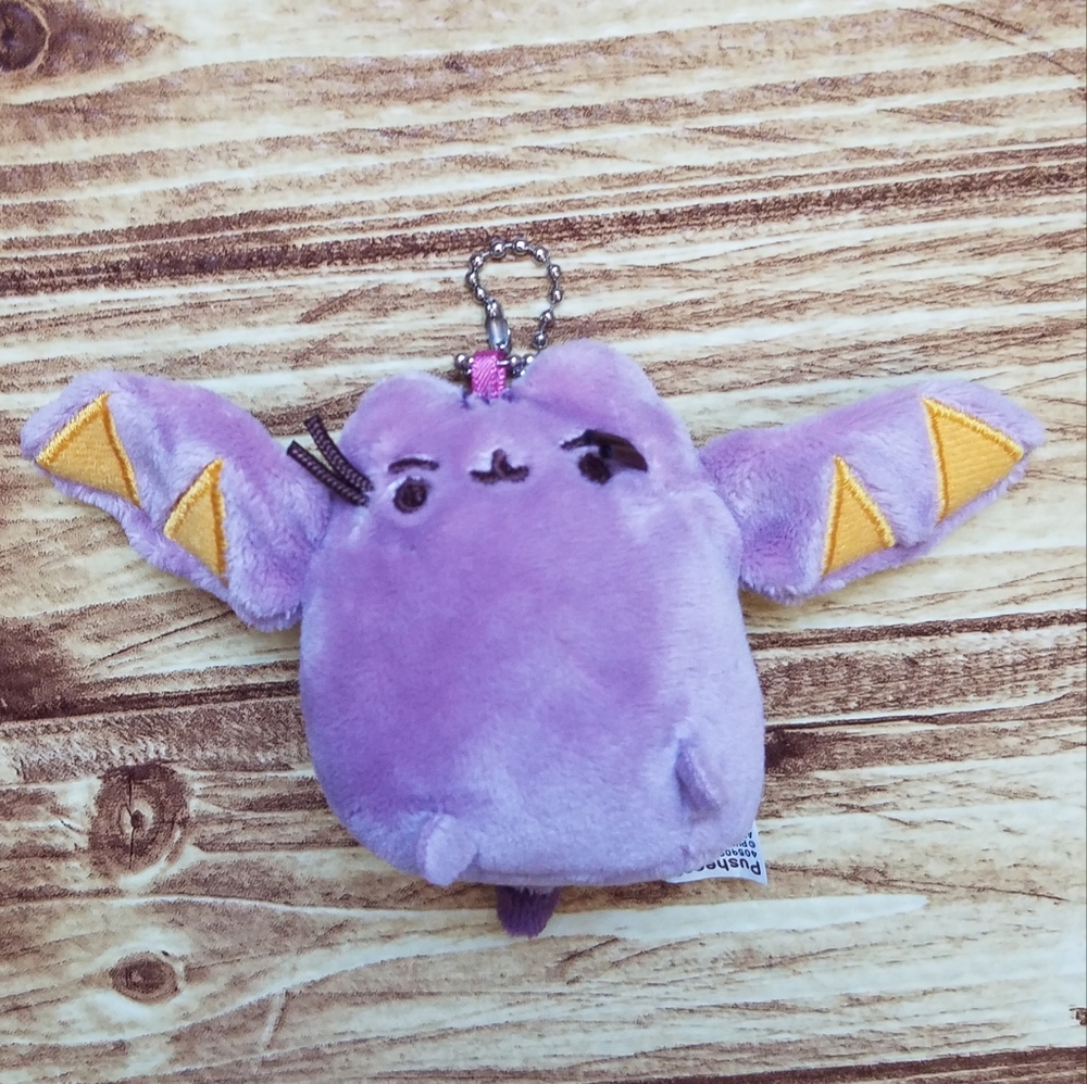 GUND Pusheen Halloween Bat Plush Keychain Mystery Blind Box Purse Pal Cat